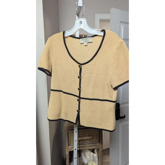 Vintage St. John Collection by Marie Gray sweater blazer size 4